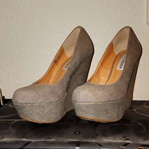Steve Madden platform wedge